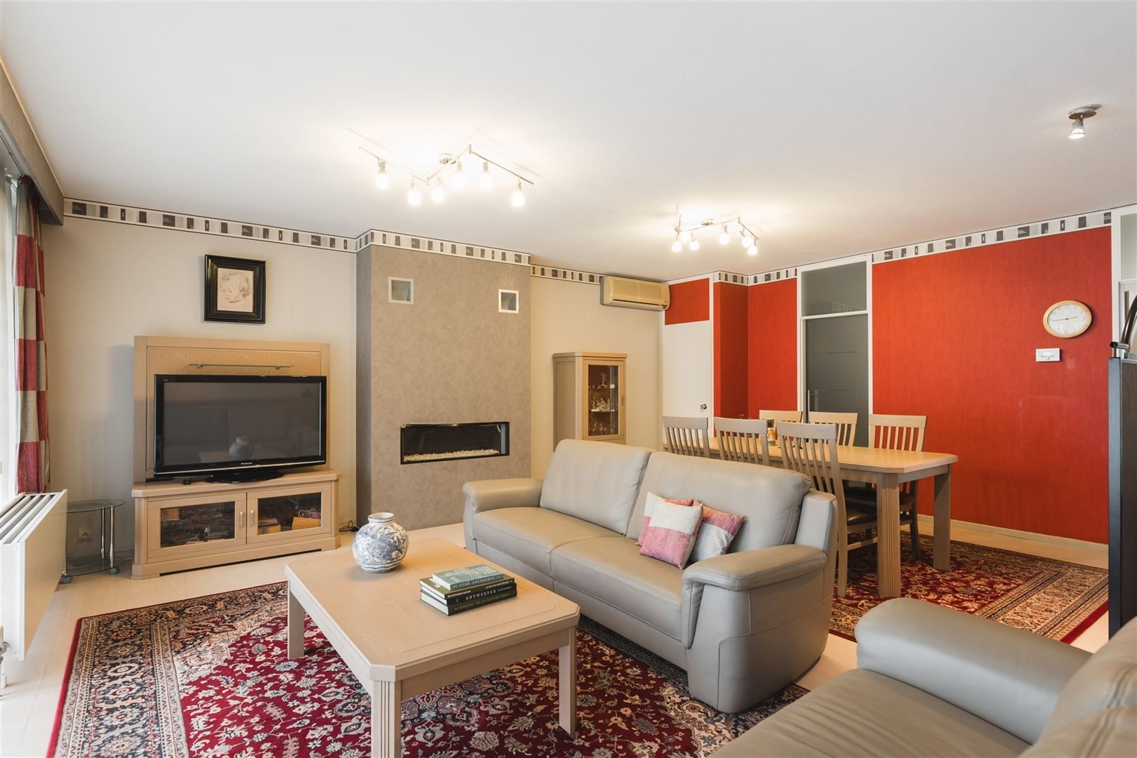 Uniek gelijkvloersappartement met tuin, dubbele garage en tal van mogelijkheden foto 12