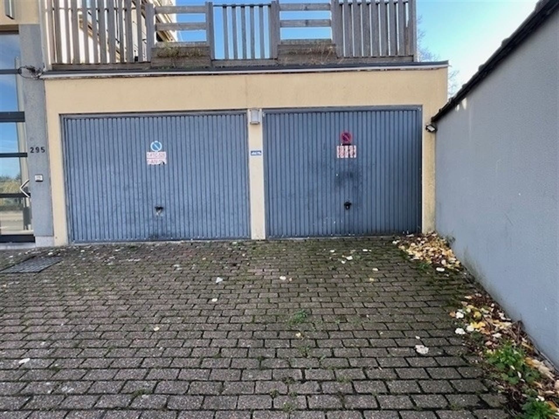 Ruim instapklaar appartement met garage! foto 15