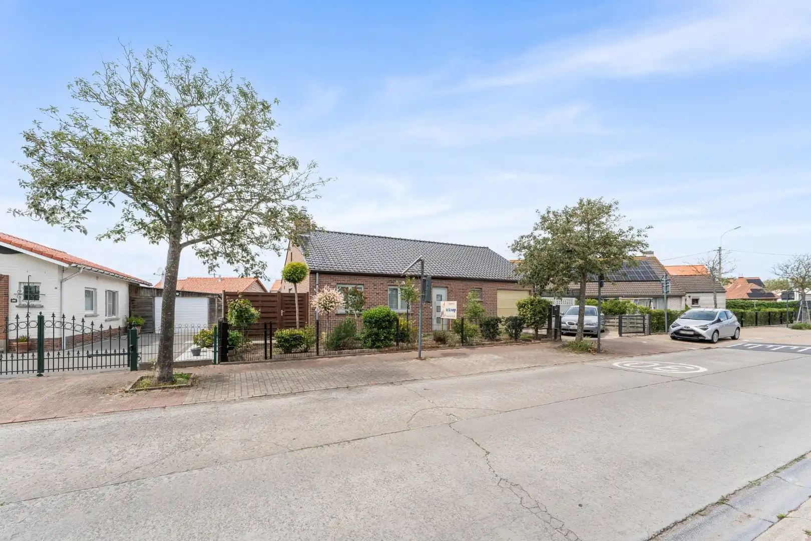 Instapklare gelijkvloerse villa te koop in hartje Vosseslag - De Haan! foto 25