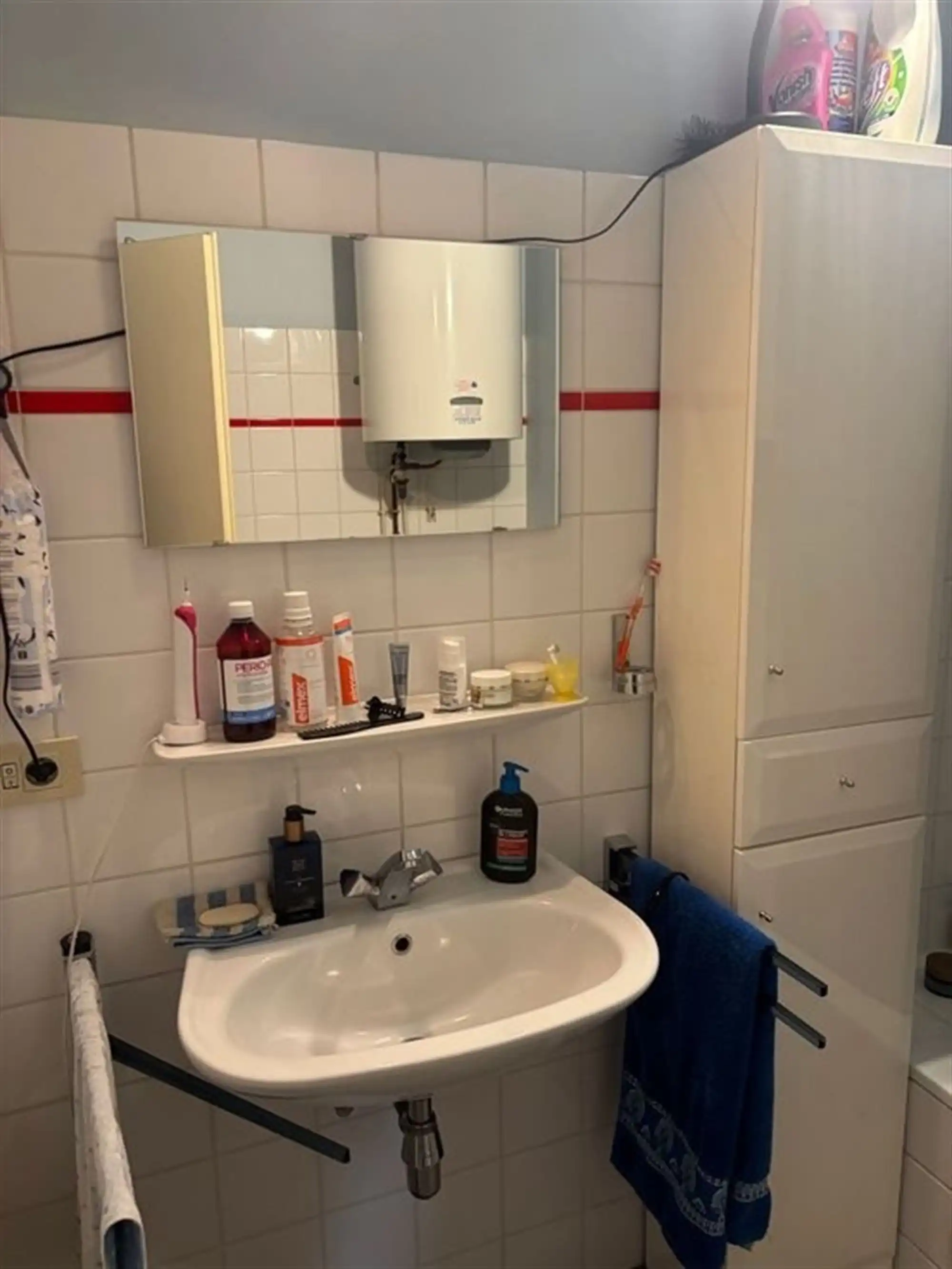 mooi licht 2-slaapkamer appartement op eerste verdieping foto 8