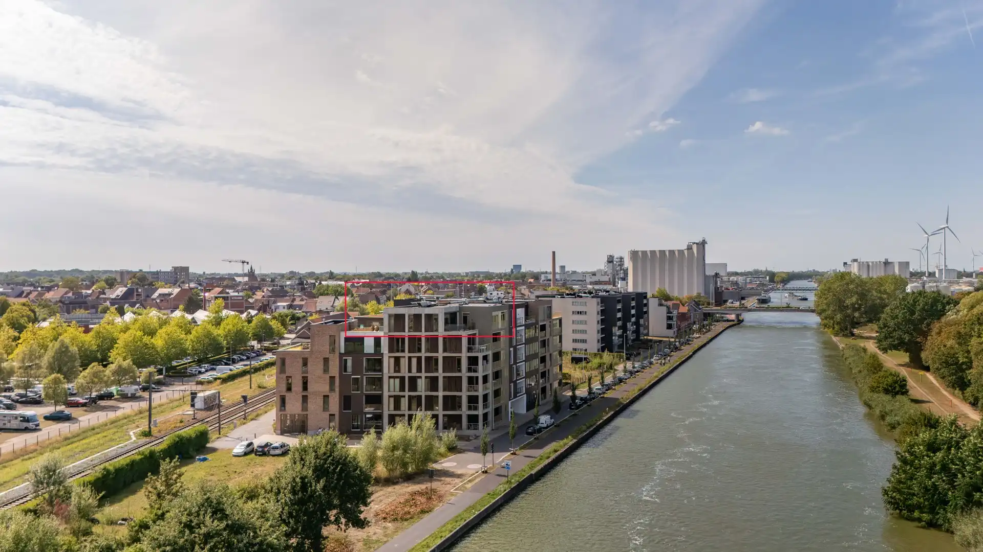 Prachtig penthouse met 3 slaapkamers en adembenemend uitzicht in Izegem foto 37