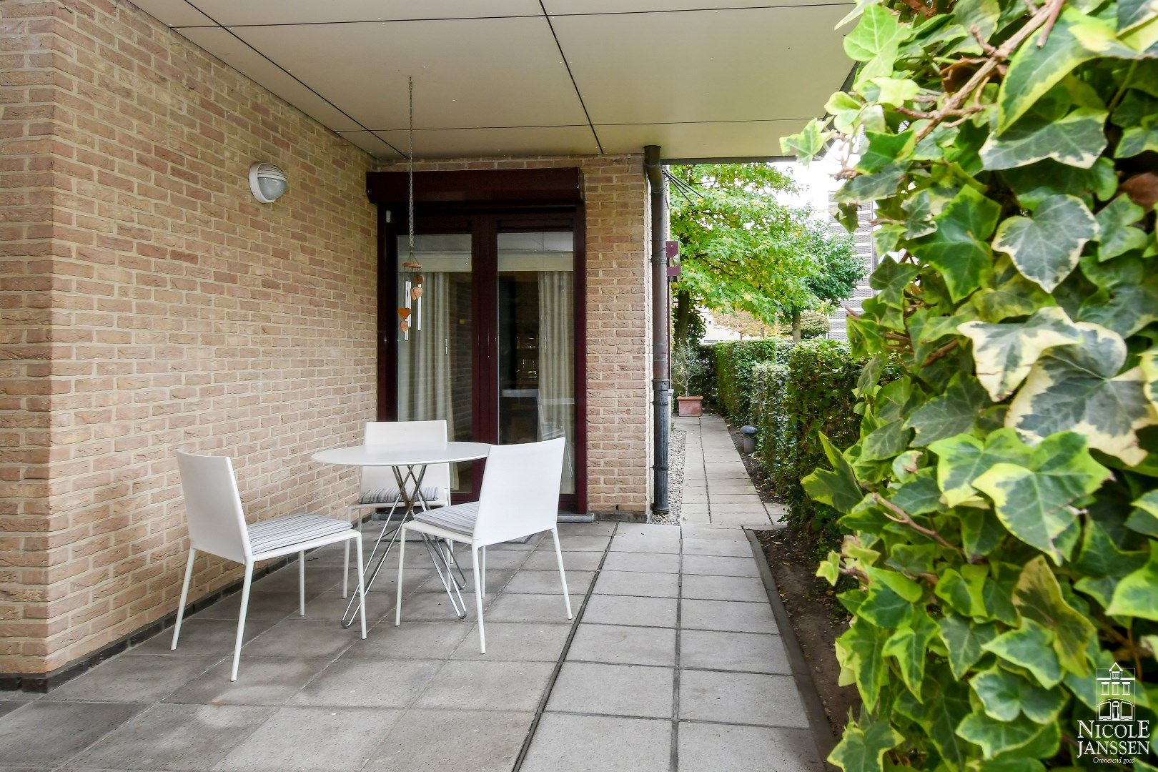 Gelijkvloers luxe-appartement met 3 ruime terrassen en garagebox foto 26
