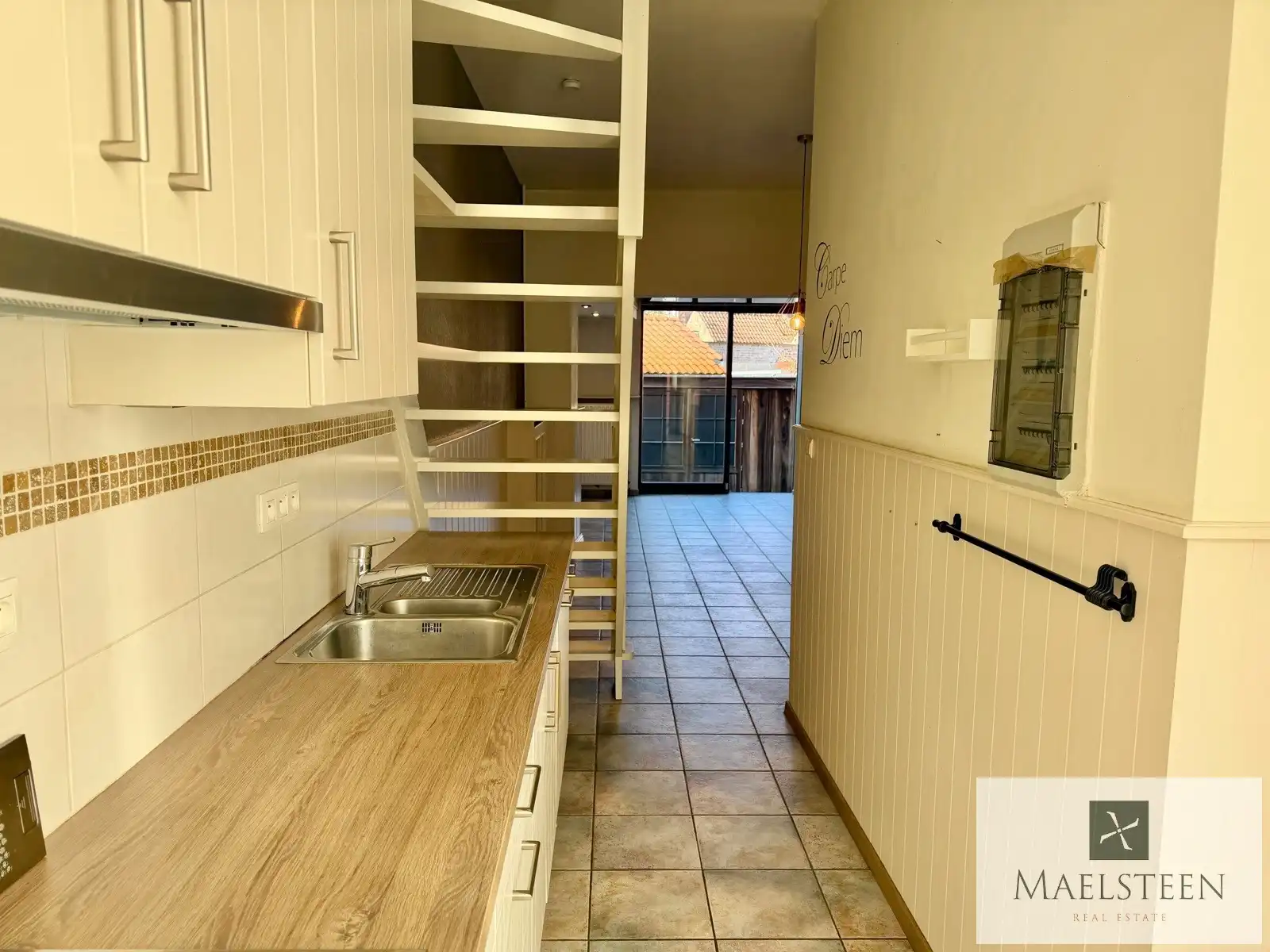 Instapklare trapgevelwoning, gelegen in Brugge centrum foto 4