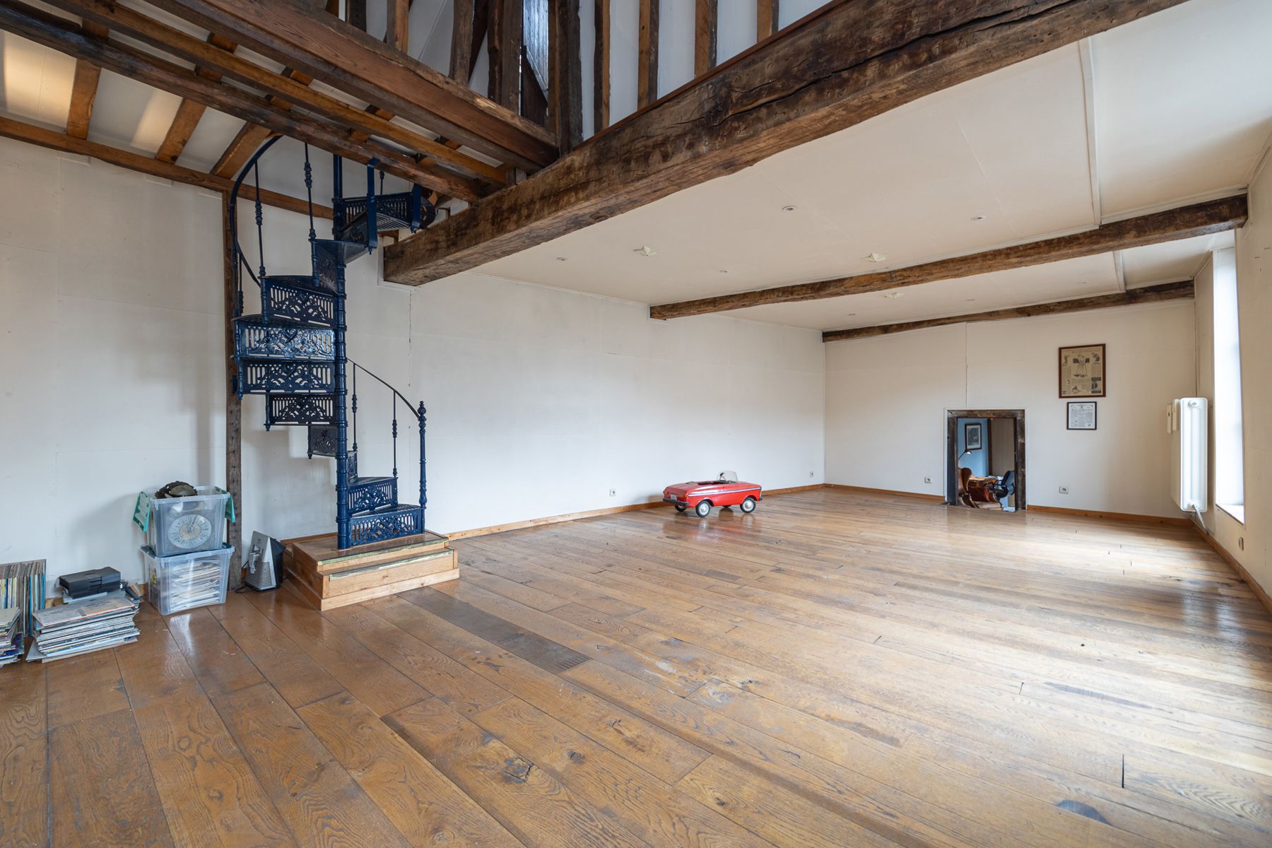 WAARDEVASTE INVESTERING l Historisch winkel/woon pand in het centrum van Aarschot. foto 13
