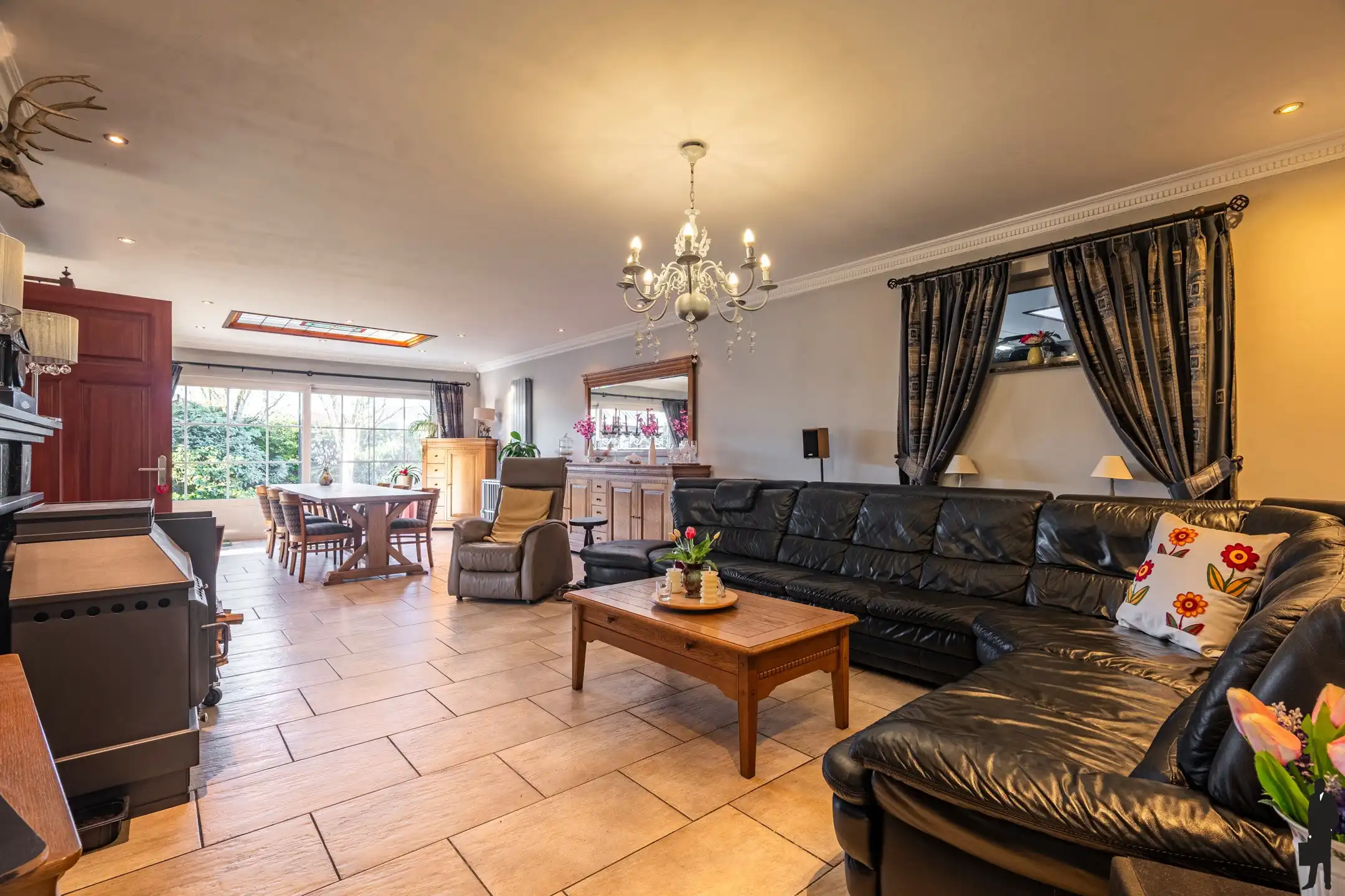 Ruime woning van ca. 400m² met EPC B, landelijk gelegen. foto 7