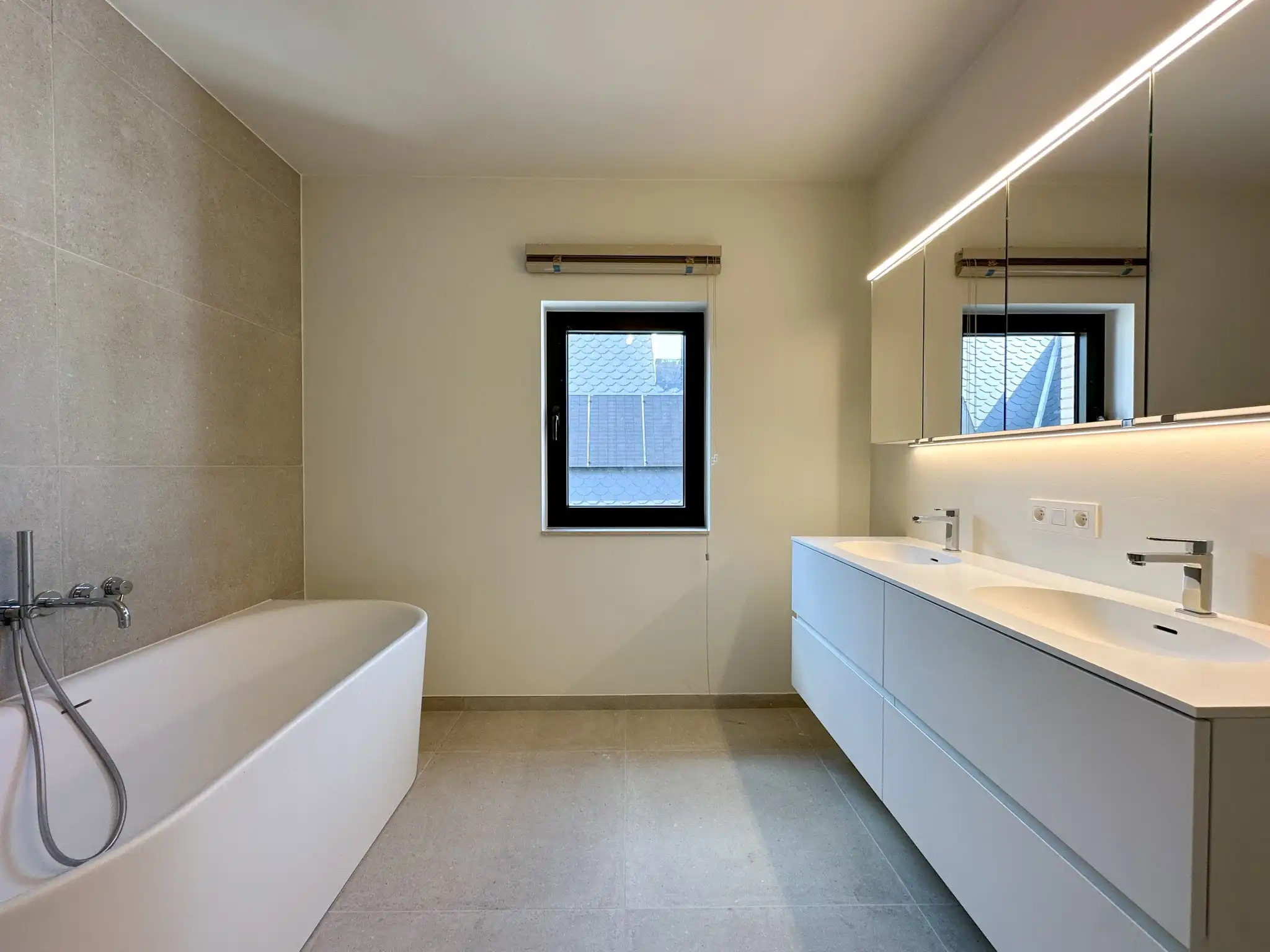 Luxueus nieuwbouwappartement met 2 slaapkamers op de Grote Markt in Sint-Niklaas foto 11