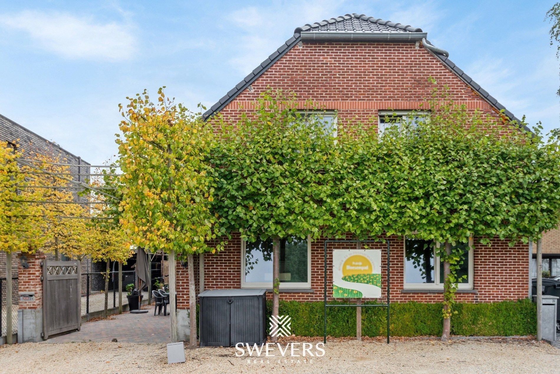 Instapklare woning met 4 slpk vlakbij het centrum van Herk-de-Stad foto {{pictureIndex}}
