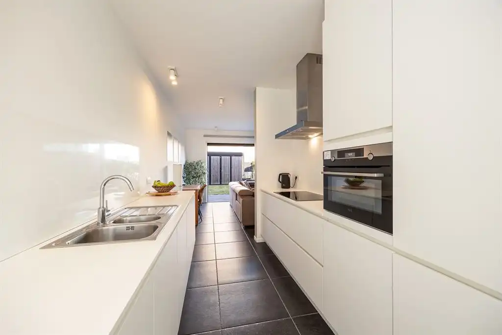 Recente BEN-woning met 3 slaapkamers en tuin foto 7