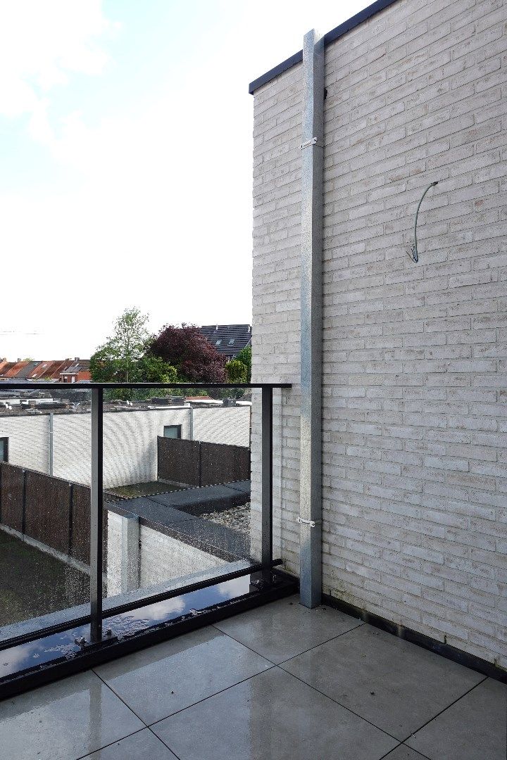 Residentie Chapeau: nieuwbouwappartementen met garagebox in hartje Eernegem foto 14