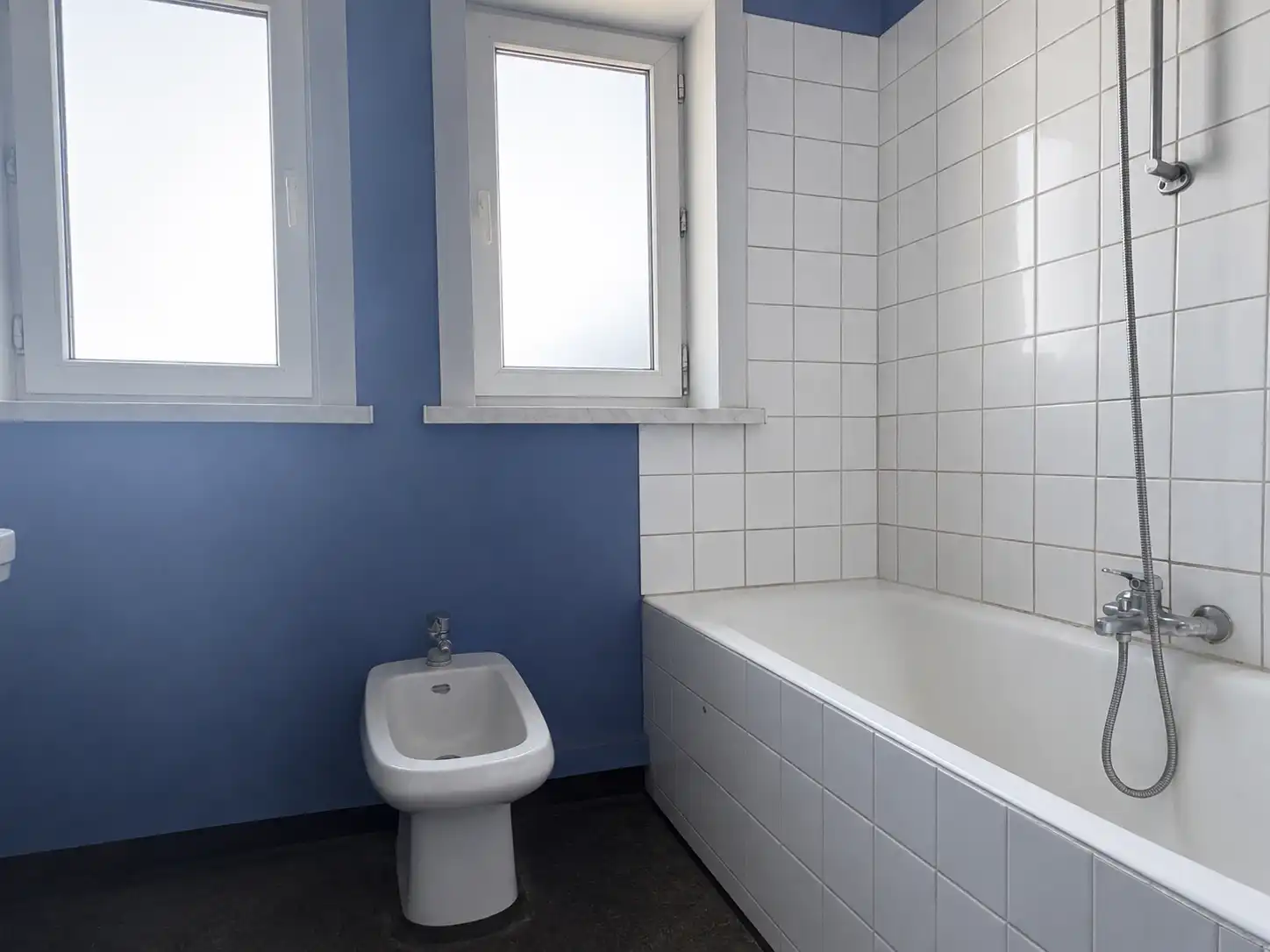 Centraal gelegen ruime woning met garage foto 6