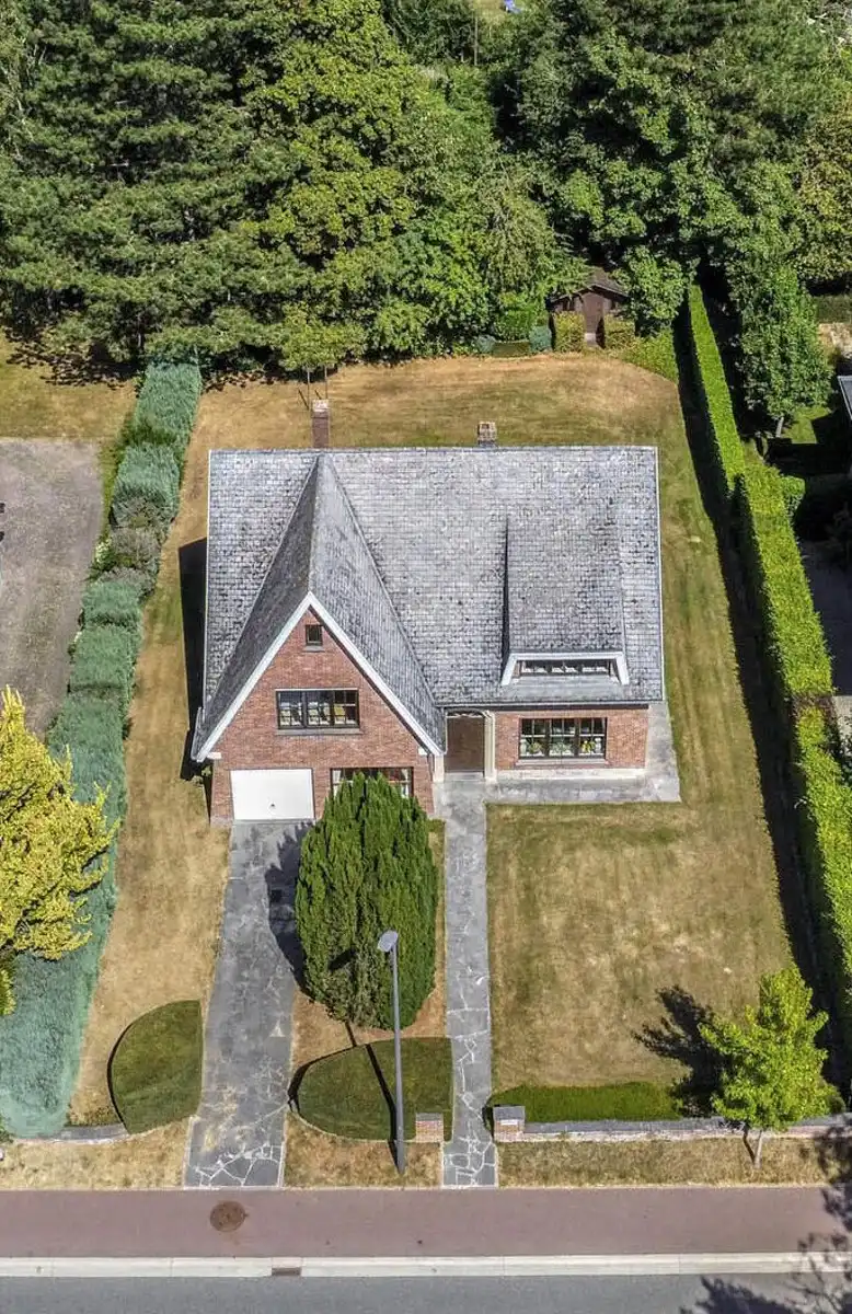 Hoofdfoto van de publicatie: Karaktervolle villa met 4/5 slaapkamers