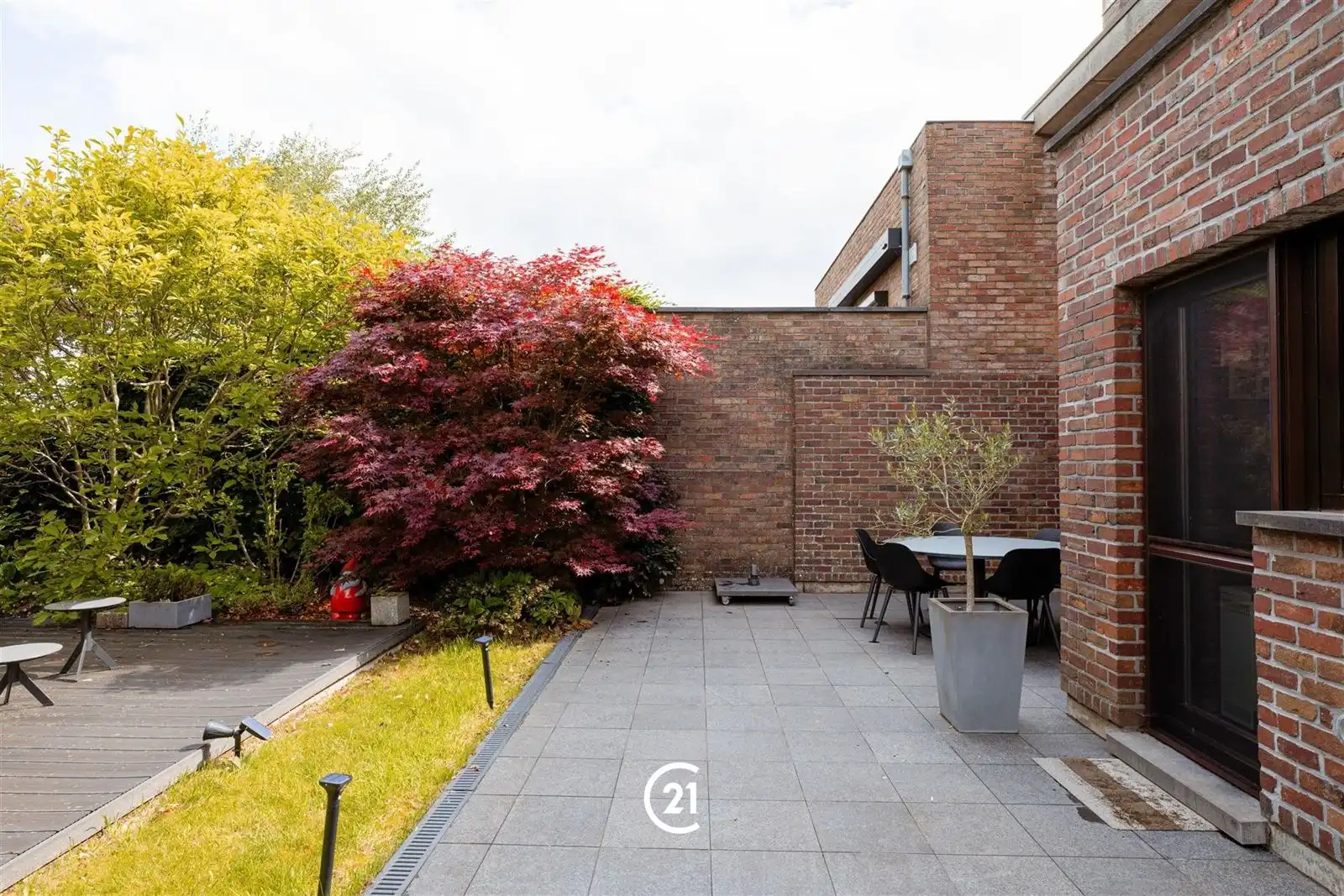 Ruime gezinswoning met tuin en garage op 9are33 foto 14
