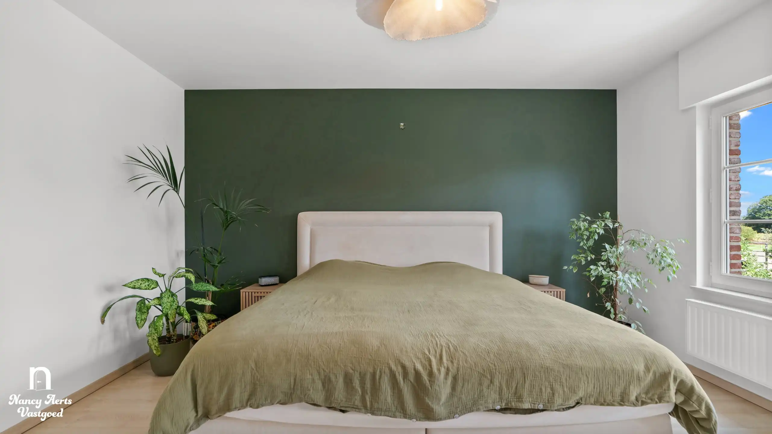 Verrassend ruime woning met aparte studio op rustige locatie foto 30