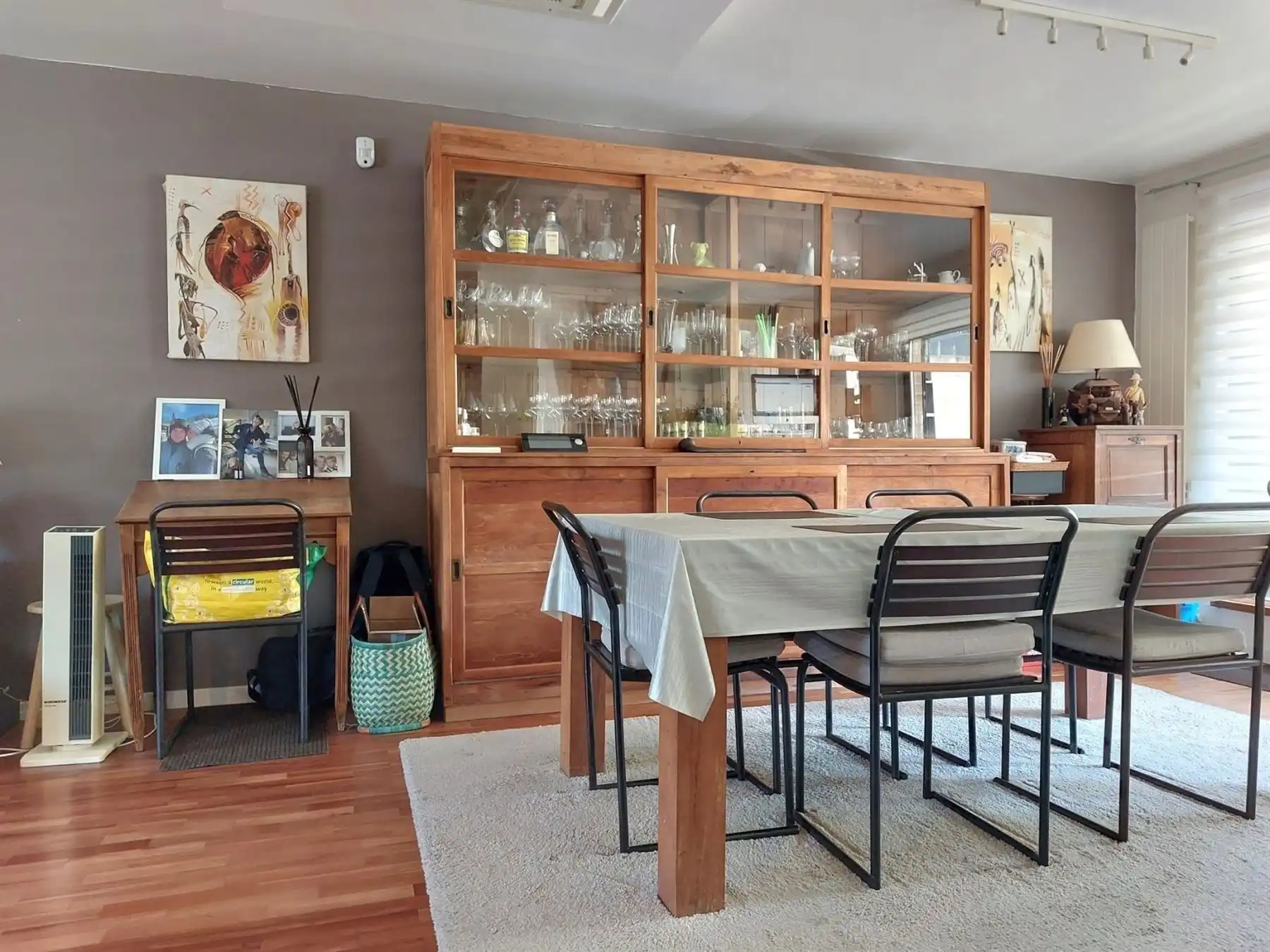 INSTAPKLARE WONING MET GEZELLIGE TUIN  foto 9