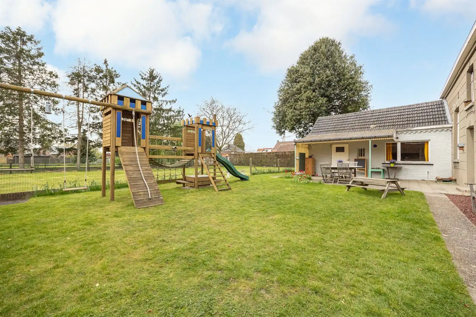 Karakterwoning met tuin en garage op een topligging! foto 23