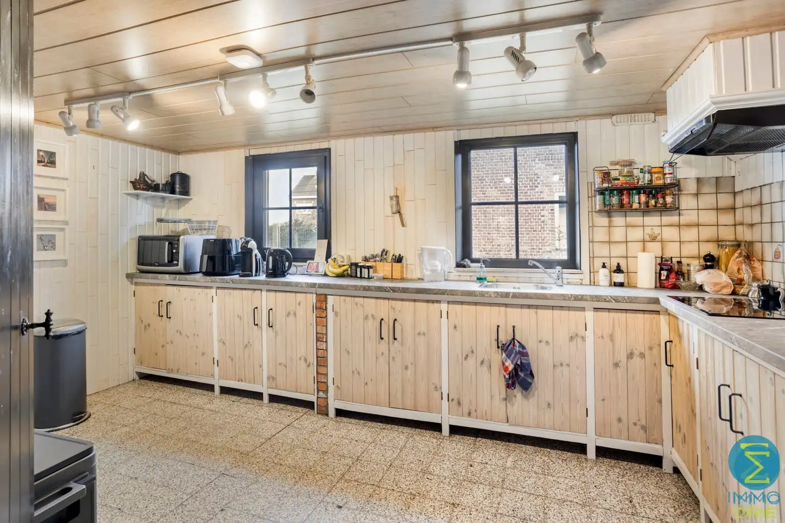 Te renoveren woning op een perceel van 426m² foto 9