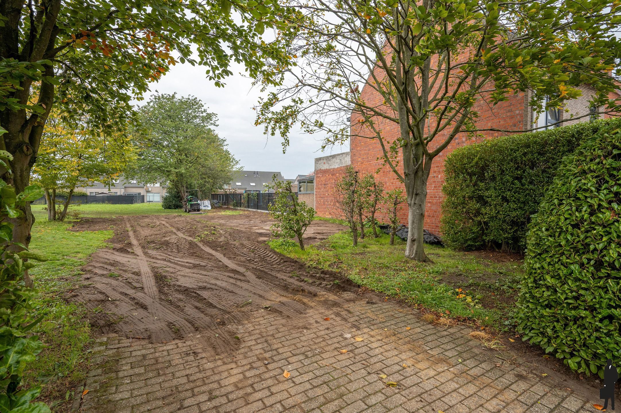Bouwgrond voor gesloten bebouwing gelegen te Essen centrum foto 4