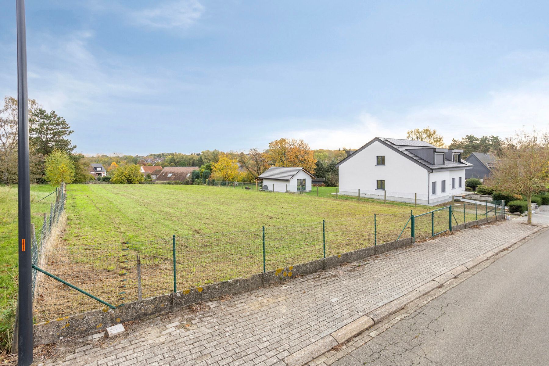 Prachtige bouwgrond op toplocatie nabij het centrum van SPL foto 7