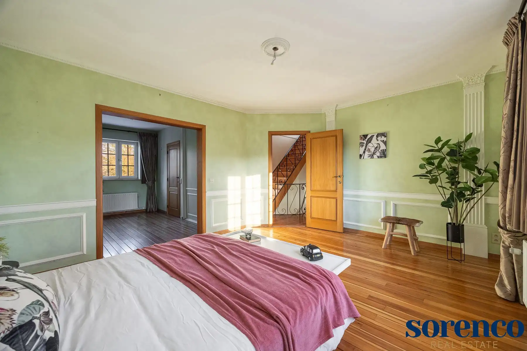 Charmante villa met zwembad op een mooi perceel  foto 23