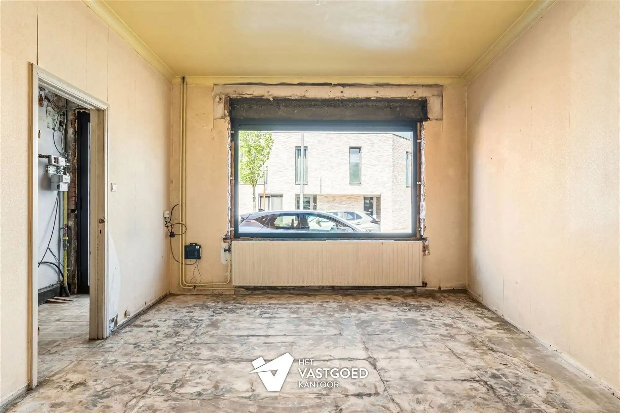 TE RENOVEREN STADSWONING MET RUIME TUIN EN GARAGE IN BERINGEN-CENTRUM foto 7