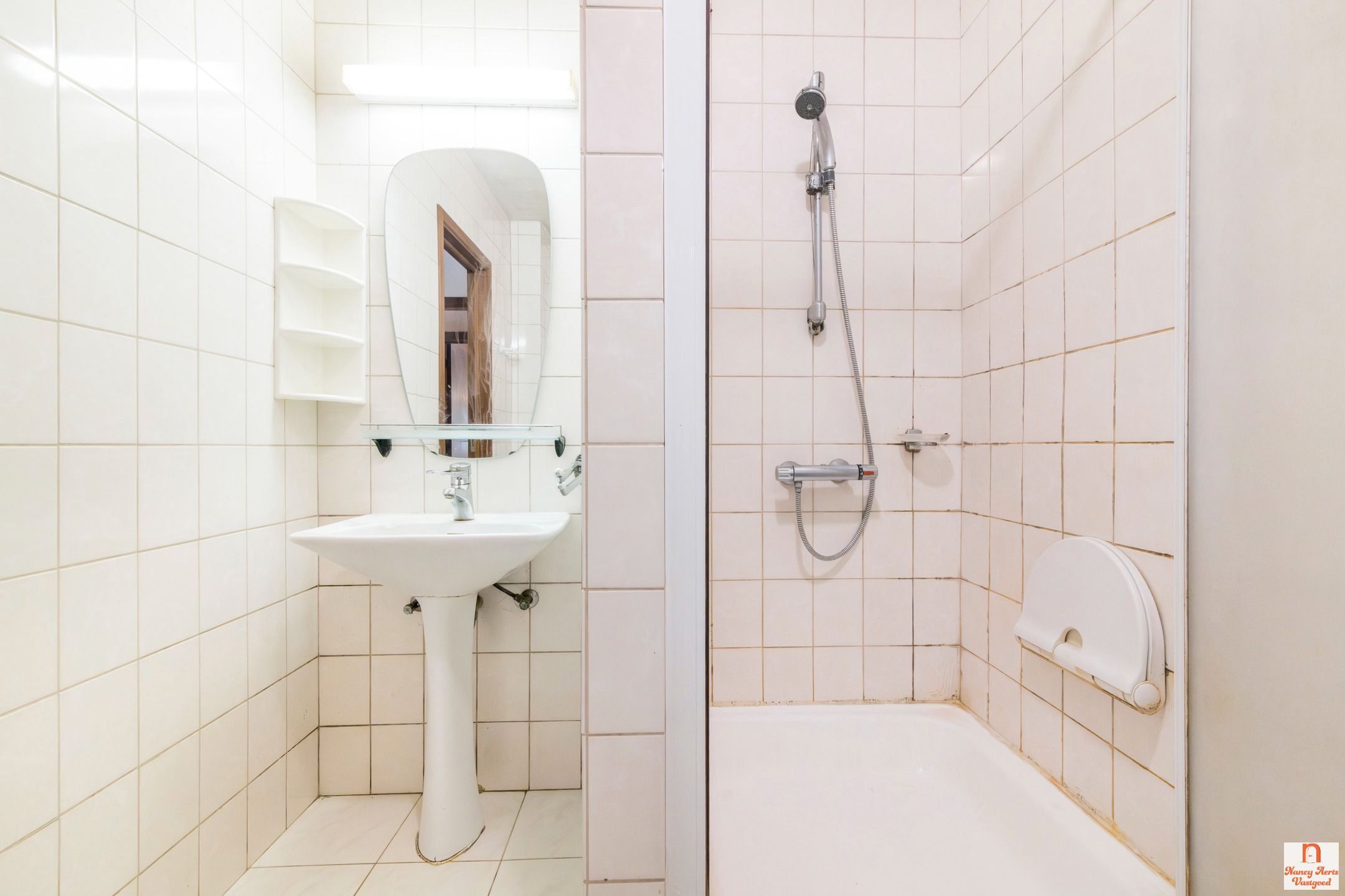 Ruime woning met 4 slaapkamers en uitbreidingsmogelijkheden foto 38