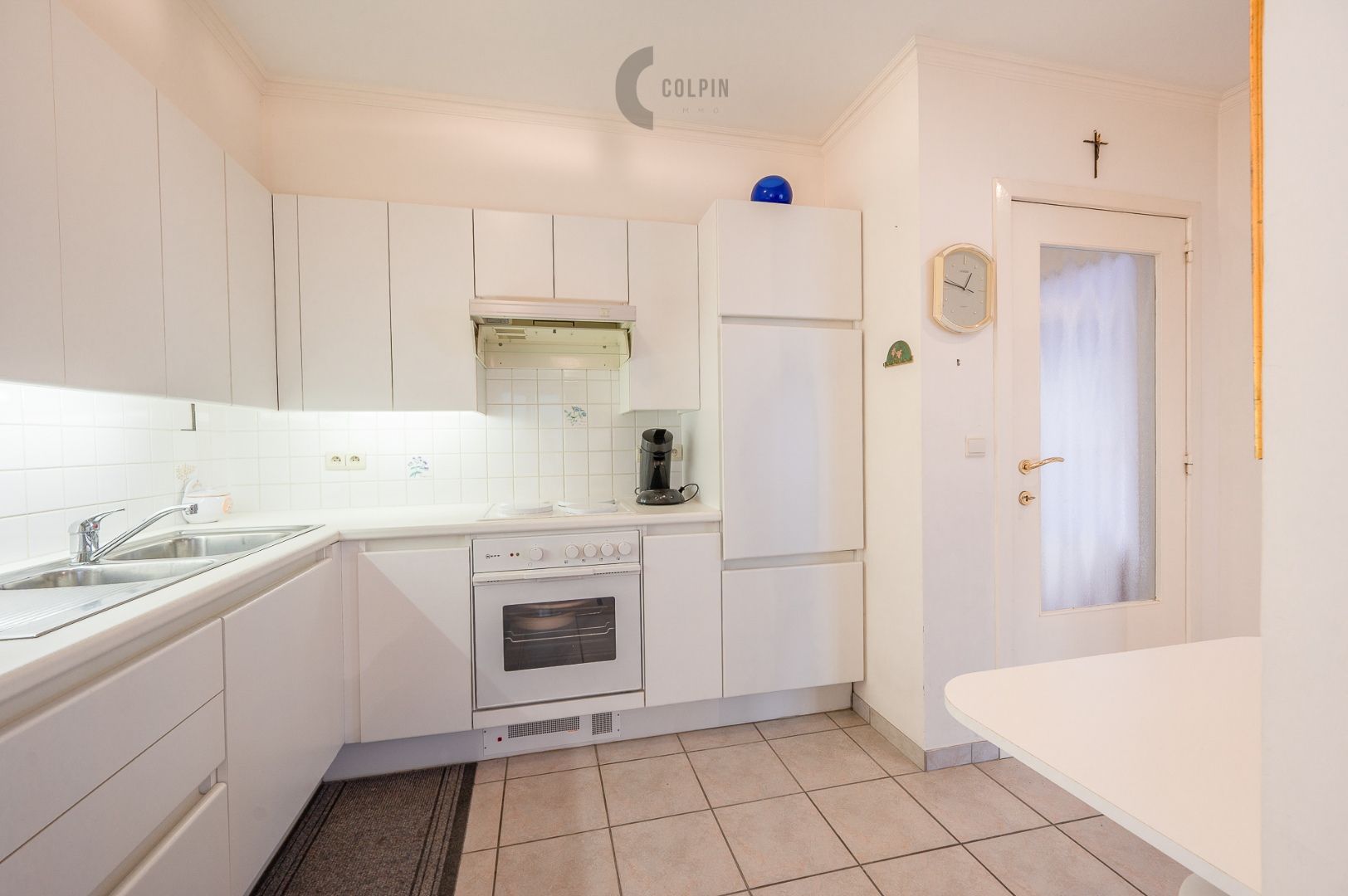 Ruim op te frissen hoekappartement vlakbij de zeedijk foto 7