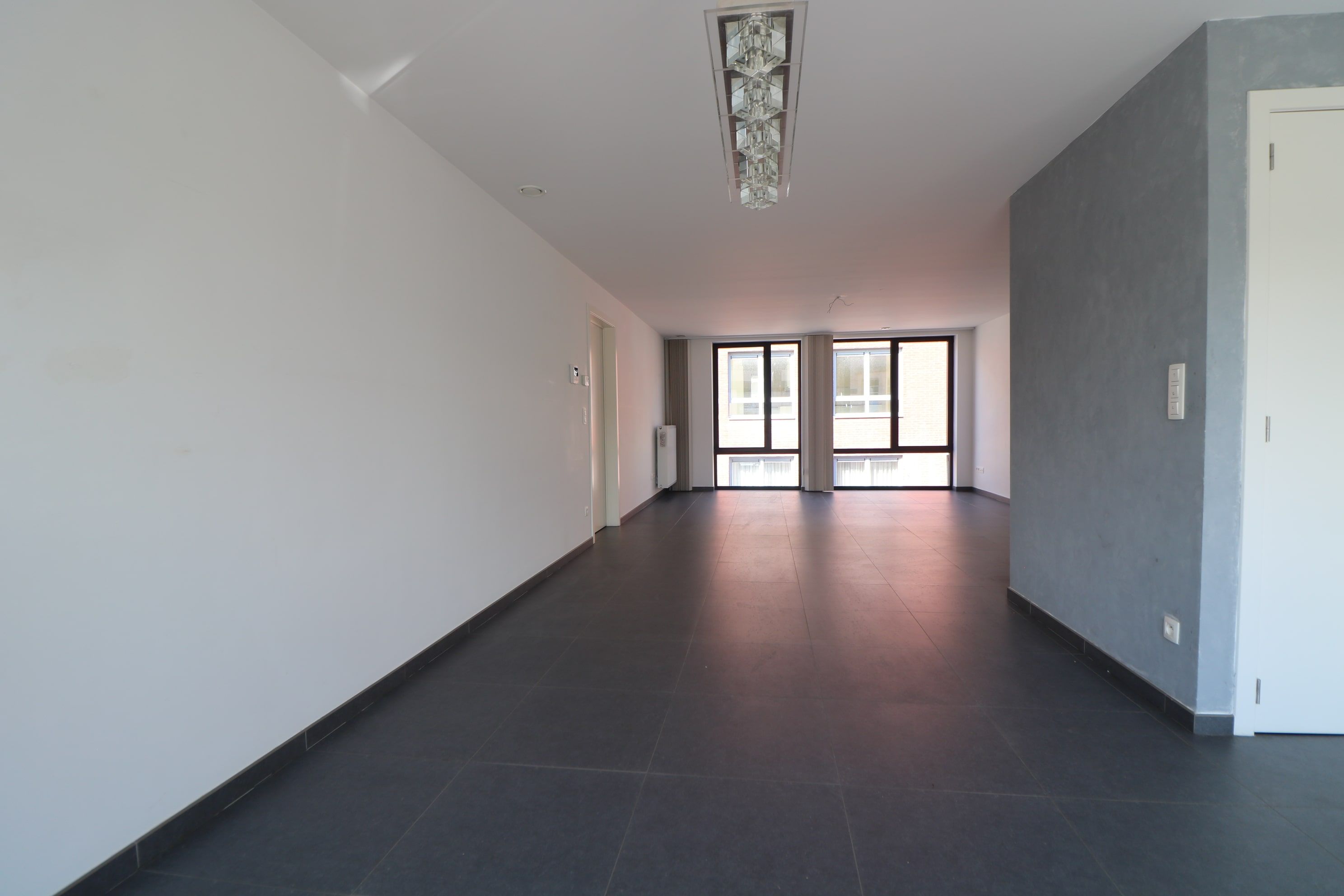 Modern, ruim 2-slaapkamerappartement (113 m²) in het hart van de gezellige binnenstad van Blankenberge.  foto 2