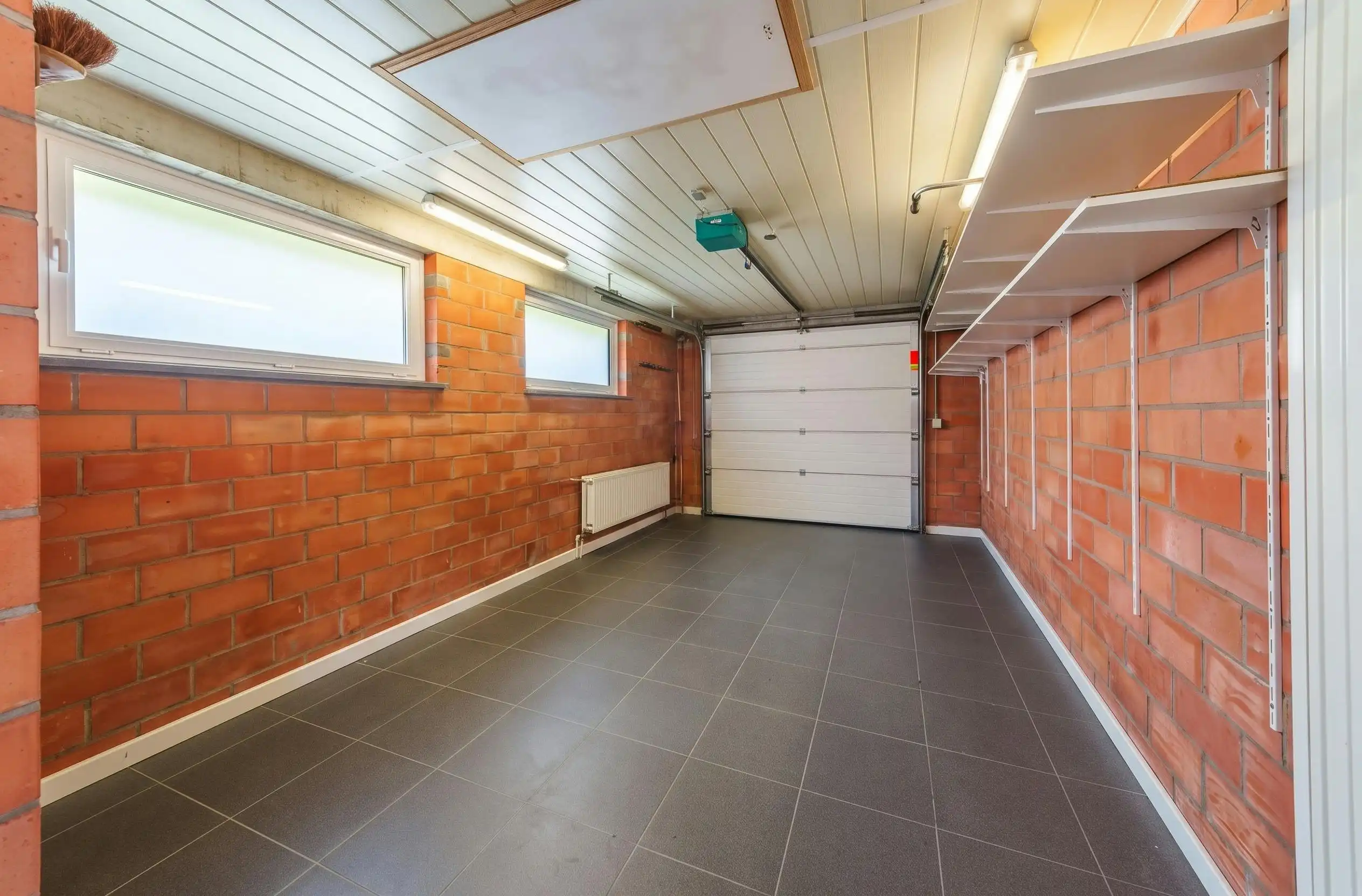 Unieke villa op 2,1 ha met 360°-uitzicht en eigen bos foto 34