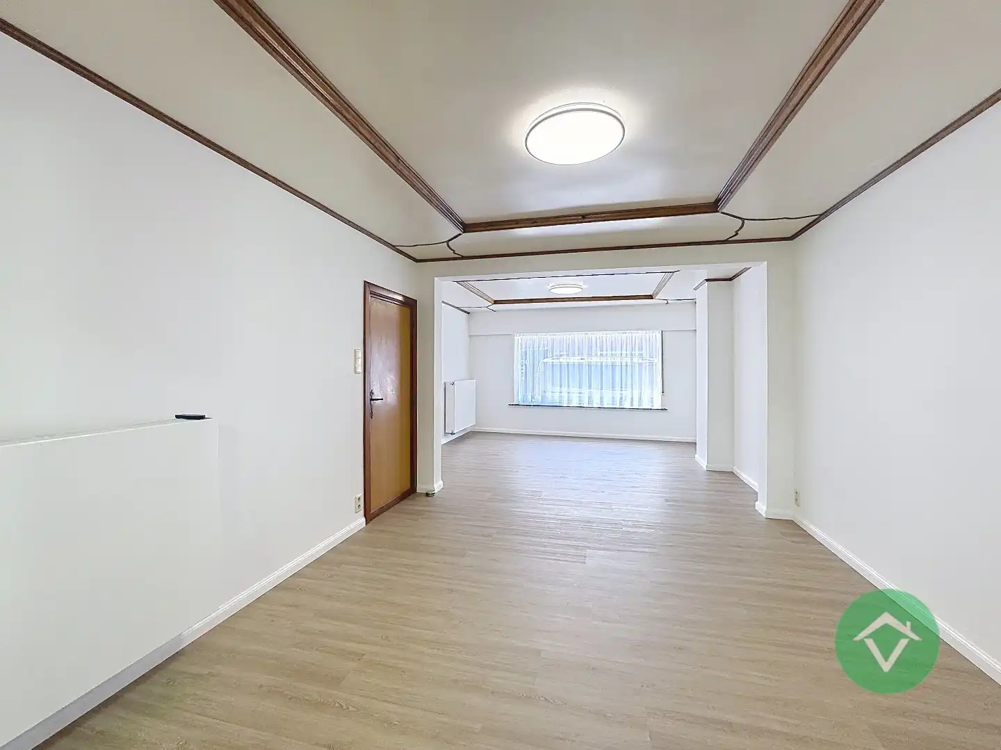 Instapklare woning met 3 slaapkamers en tuin te Eernegem  foto 3