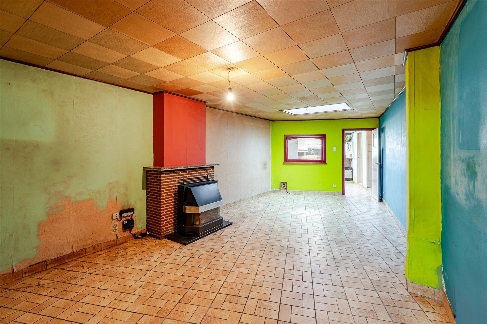 centraal gelegen renovatiewoning met grote tuin en verder potentieel foto 13
