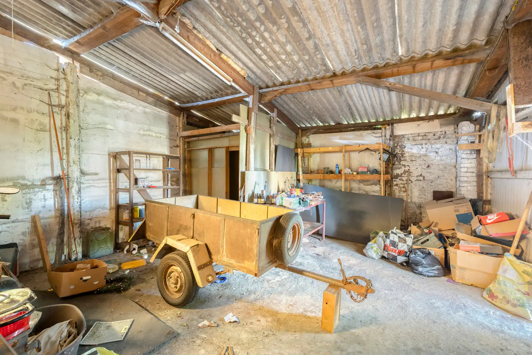Te renoveren halfopen bebouwing met 3 slaapkamers - 621 m² foto 16