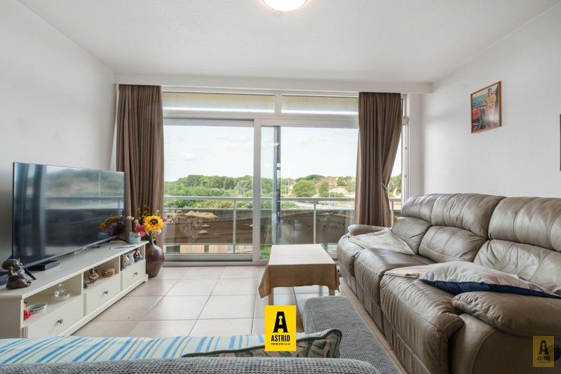 Zonnig appartement op toplocatie met mooie zicht in Bredene! foto 5
