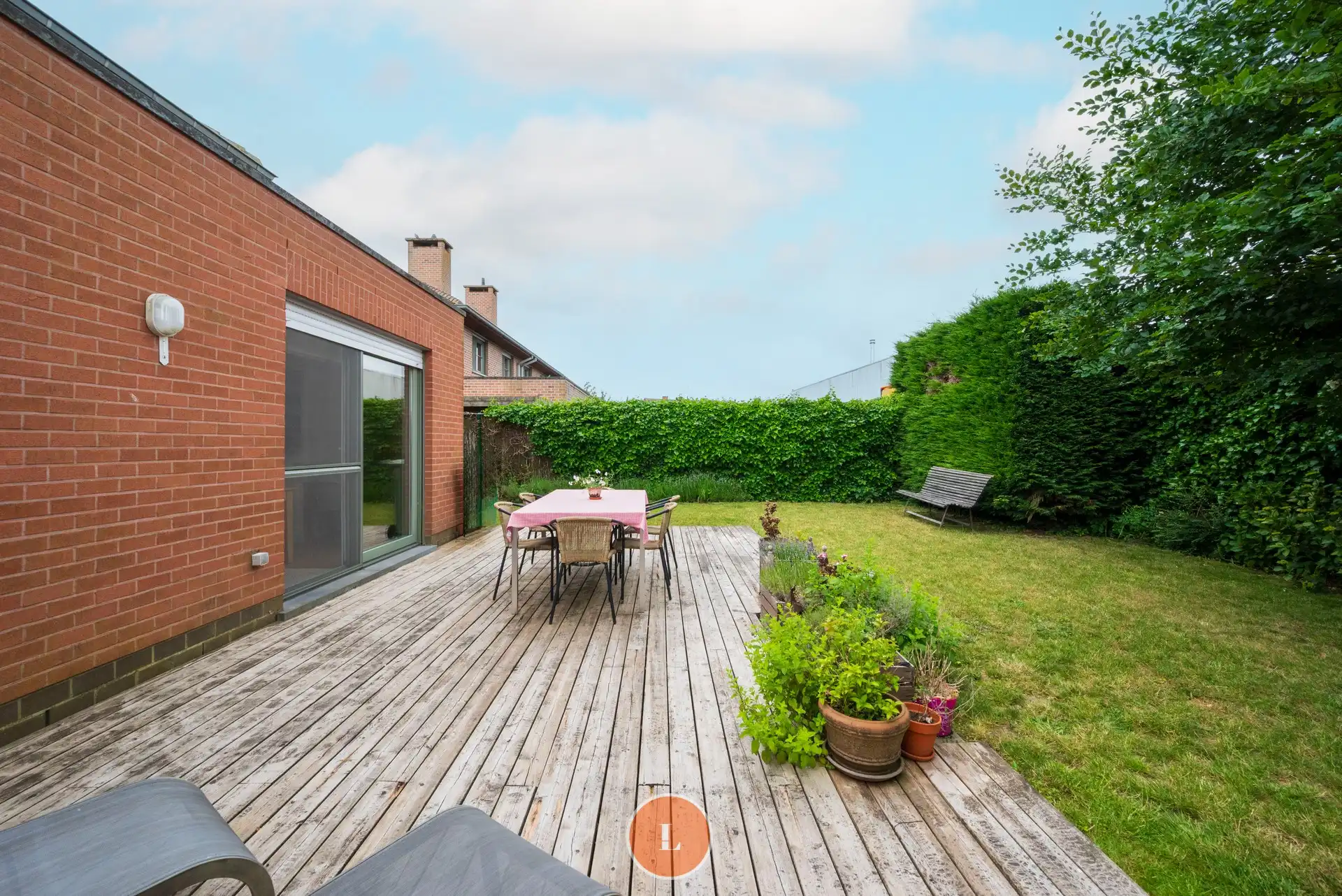 Instapklare woning in rustige wijk met 4 kamers foto 9