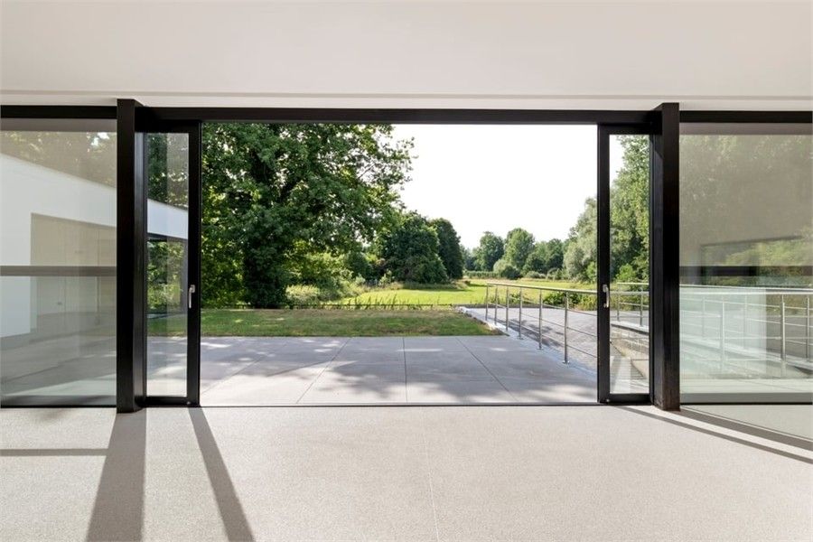 RUIME OPEN BEBOUWING MET KANTOOR EN ADEMBENEMEND ZICHT IN HASSELT foto 9