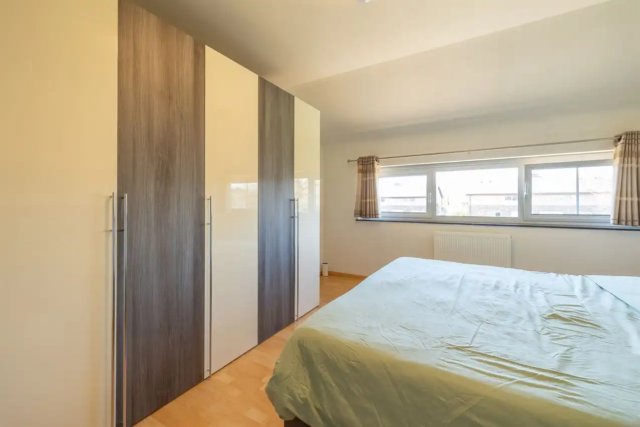 Recente gezinswoning 4 slk in doodlopende straat foto 19