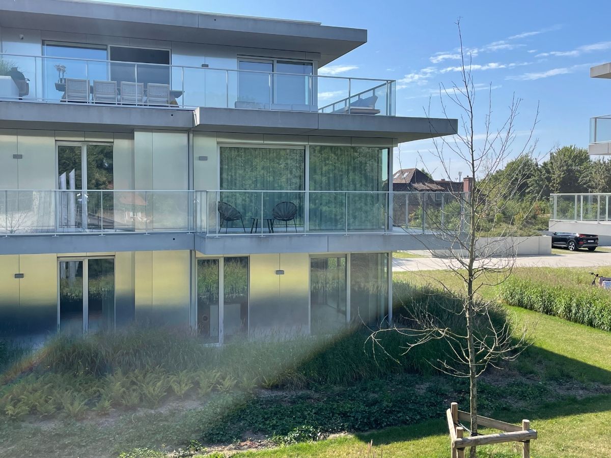 Twee-slaapkamer GELIJKVLOERS nieuwbouw hoekappartement + terras foto 2