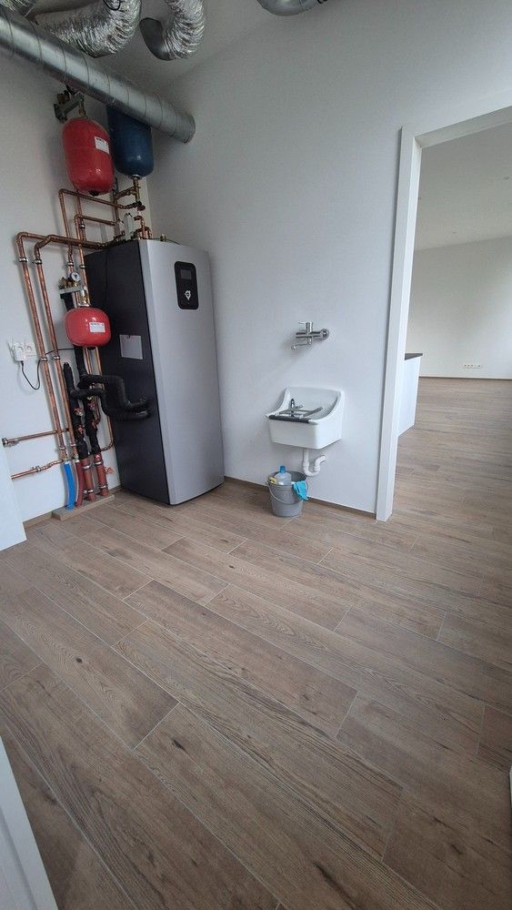 Uitzonderlijk ruime nieuwbouwwoning met 2 aparte appartementen -perfect voor co-housing, kangoeroewonen of wonen + zorgwoonst. foto 13