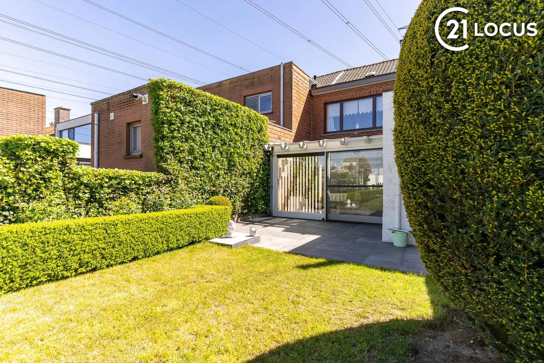  gezinswoning met 3 slk, tuin met vrij zicht en garage foto 14