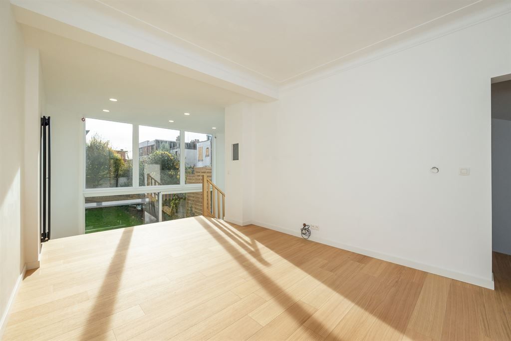 Gerenoveerde woning met zuidgerichte tuin foto 9