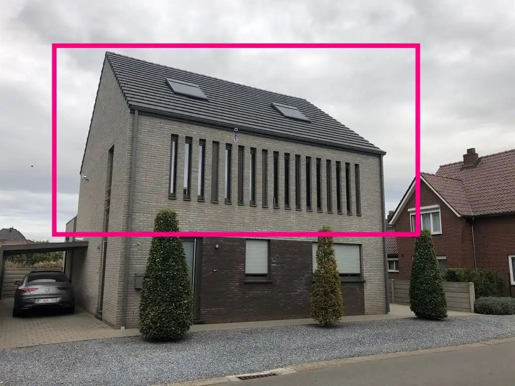 Duplex/Penthouse foto {{pictureIndex}}