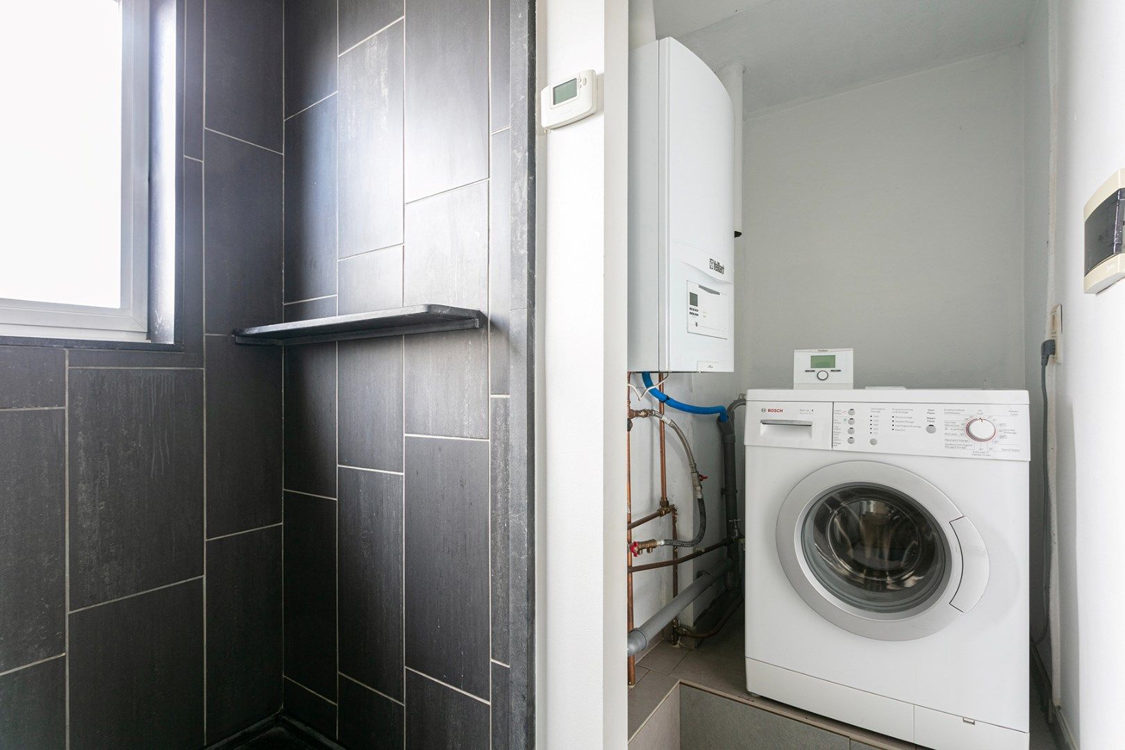Riant dakappartement met 2 slpk, terras (50m²) & 2 autostnpl foto 10