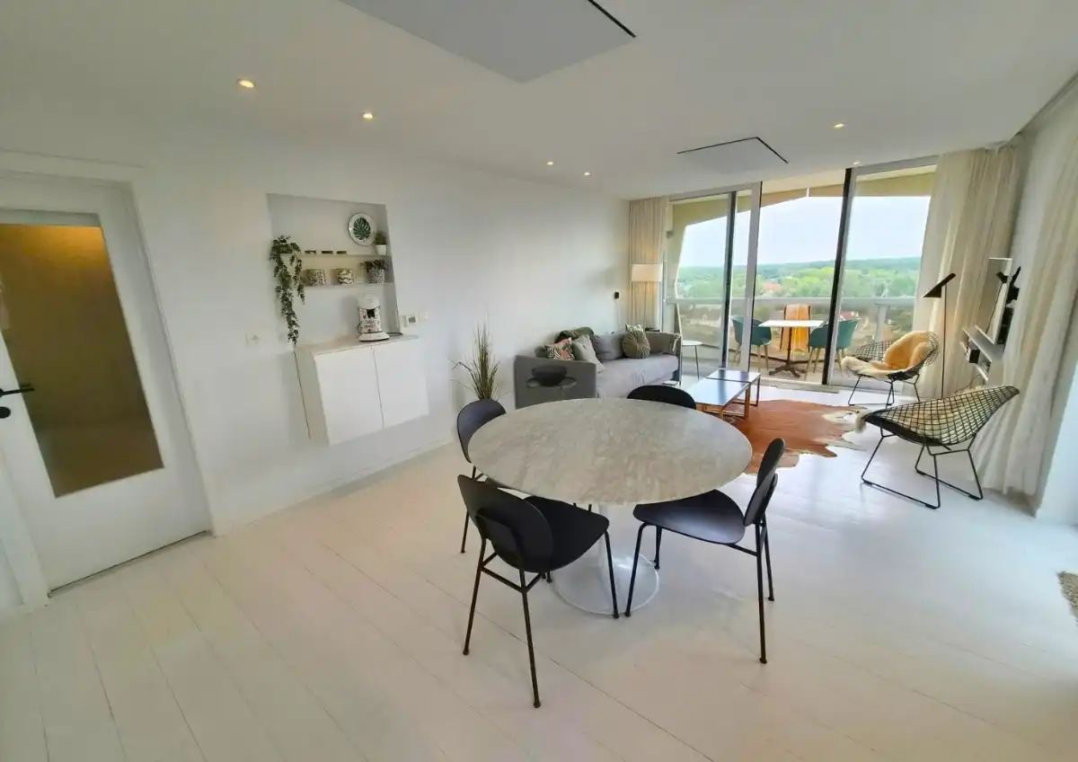 HOEKAPPARTEMENT MET PANORAMISCH ZEEZICHT TE KOOP IN DE PANNE : foto 2