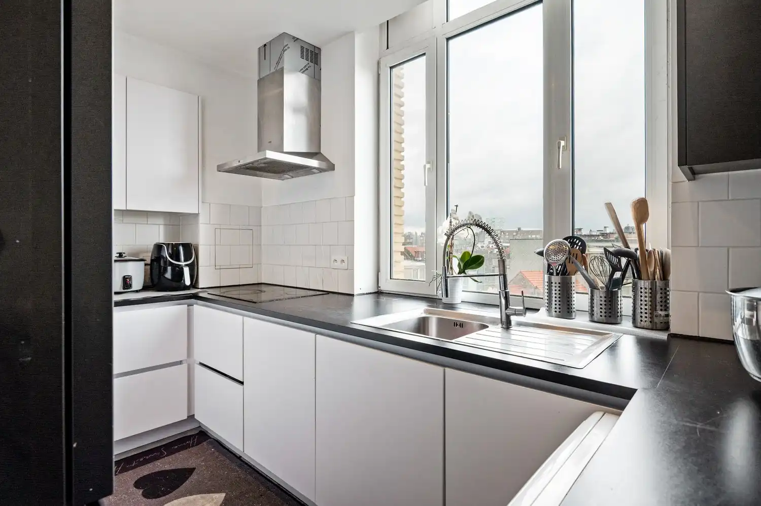 Gezellig 2-slaapkamer appartement op een centrale ligging in Antwerpen foto 3