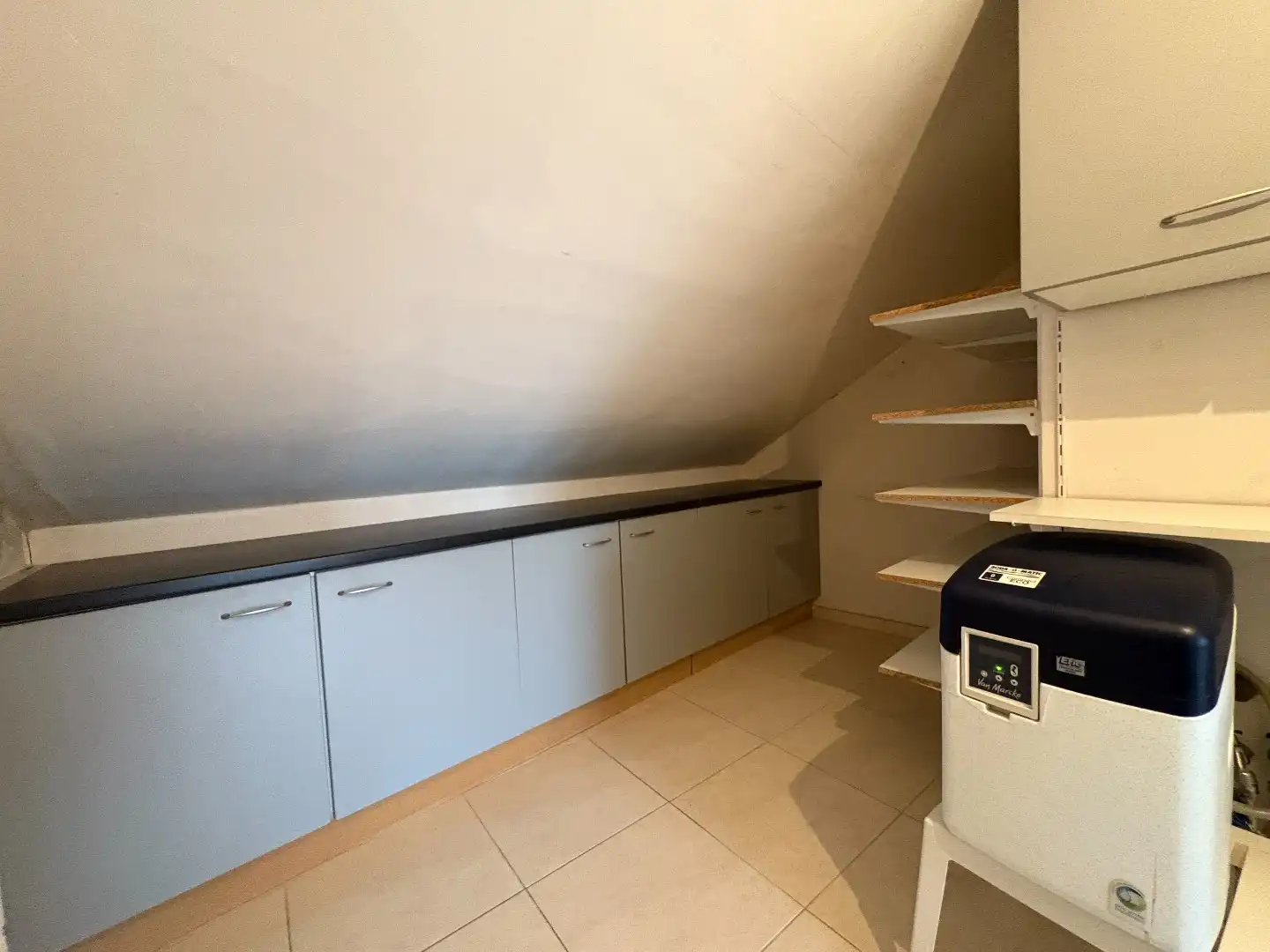 Schitterend appartement met 2 slaapkamers en autostaanplaats! foto 4