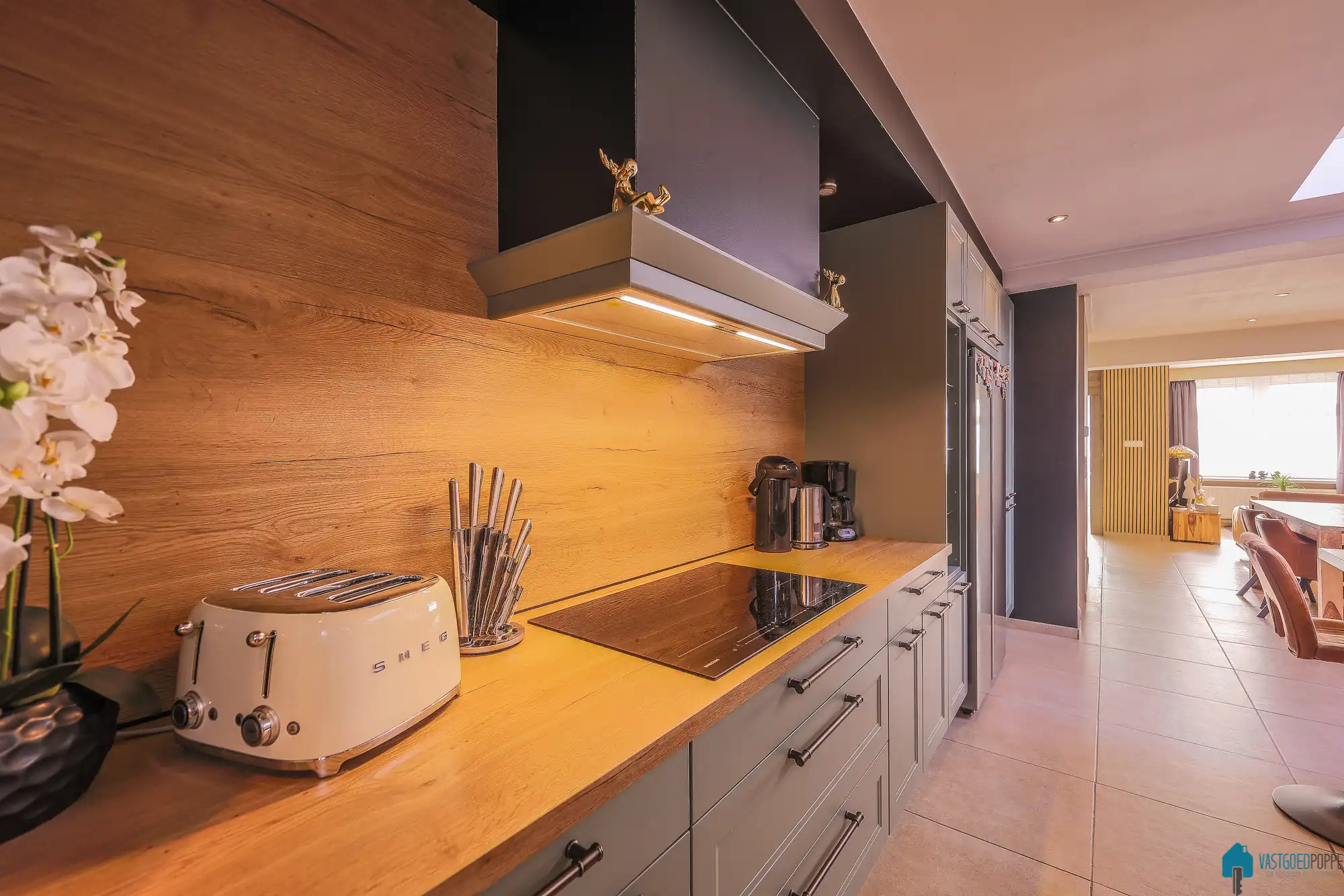 Gerenoveerde ééngezinswoning met tuin foto 8