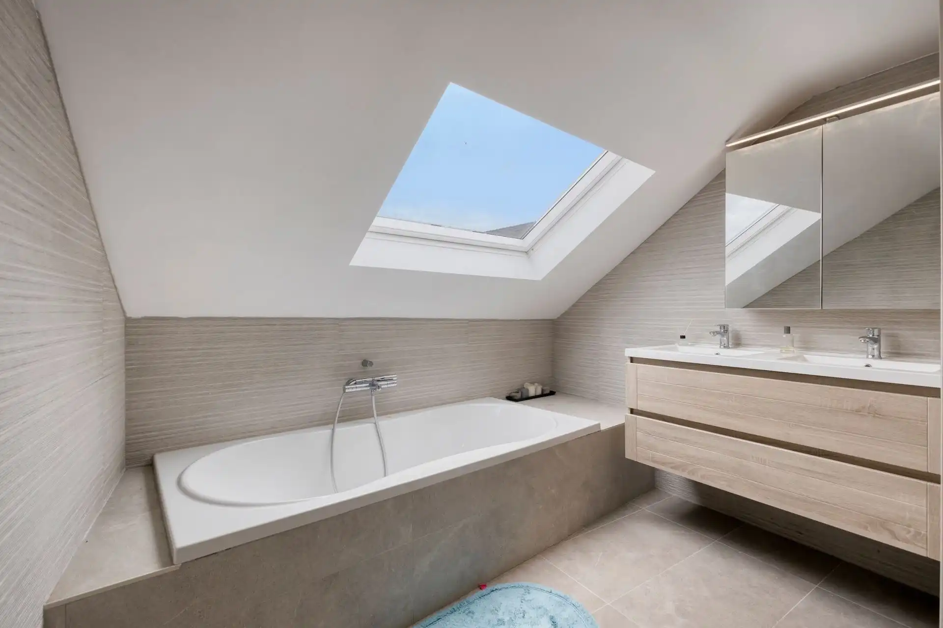 4-gevelwoning met potentieel en een mooie tuin foto 22