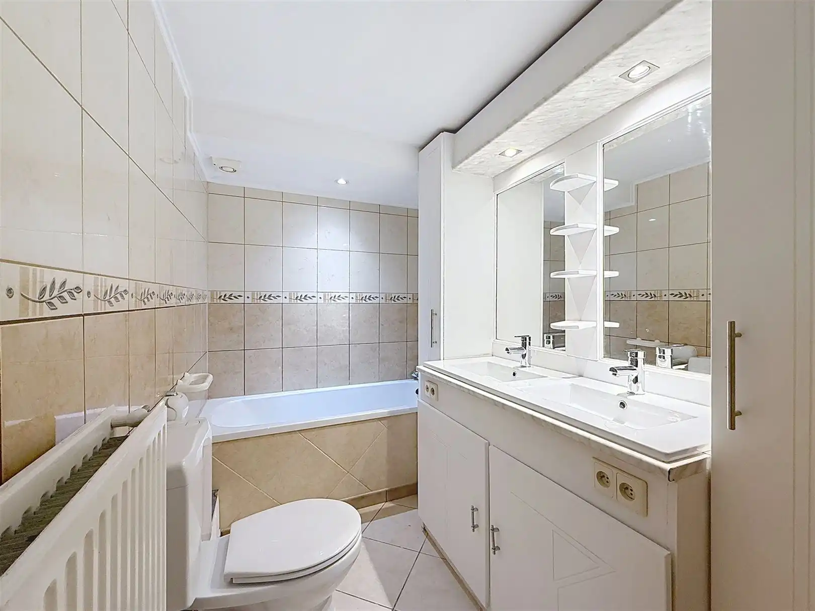 Stadswoning met terras, 3 skpks, nabij station foto 12