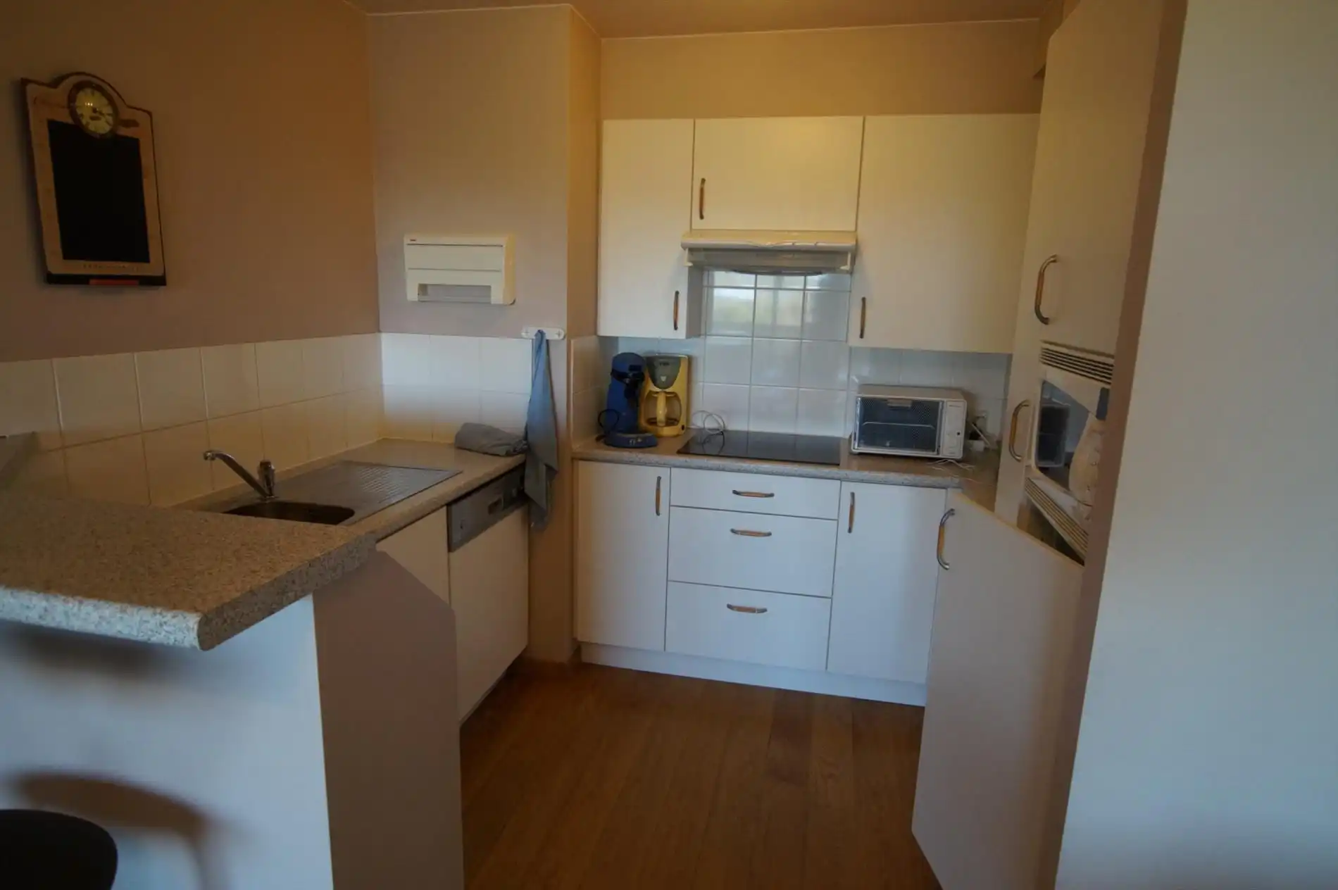 MOOI APPARTEMENT OP WANDELAFSTAND VAN DE ZEEDIJK foto 5