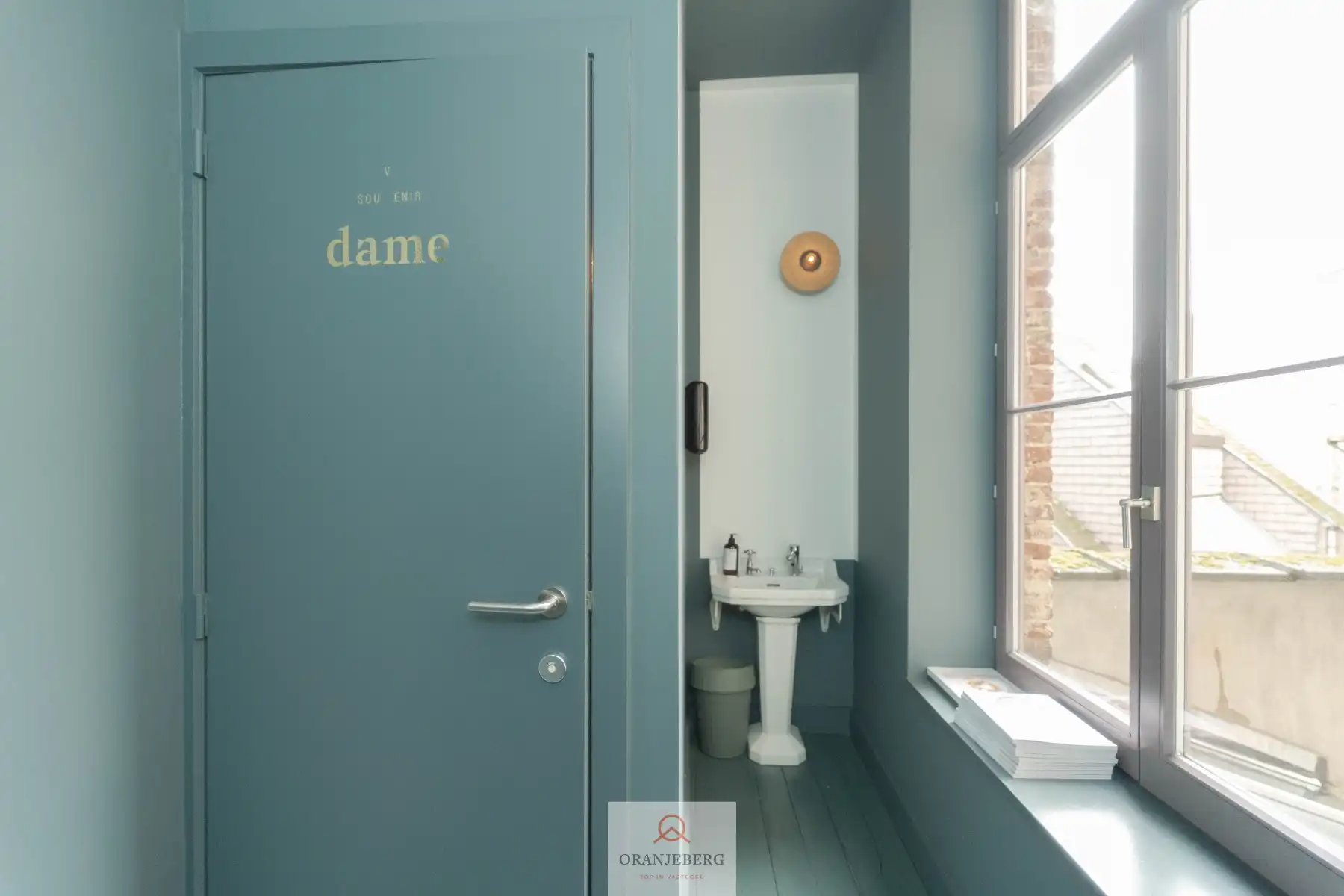 Karaktervol handelspand  (256 m²)met woonst in historisch gebouw foto 16