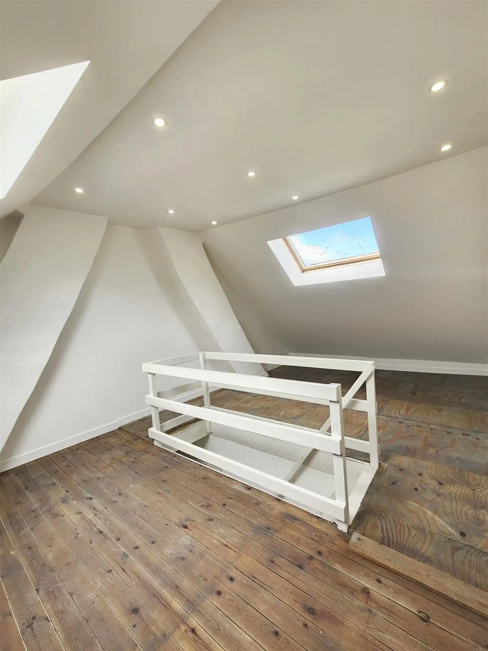 Instapklare rijwoning met 3 slpks en tuin. foto 10